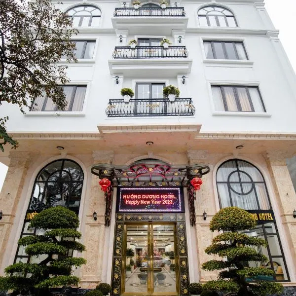 HƯỚNG DƯƠNG HOTEL THANH HOÁ โรงแรมในChính Trung