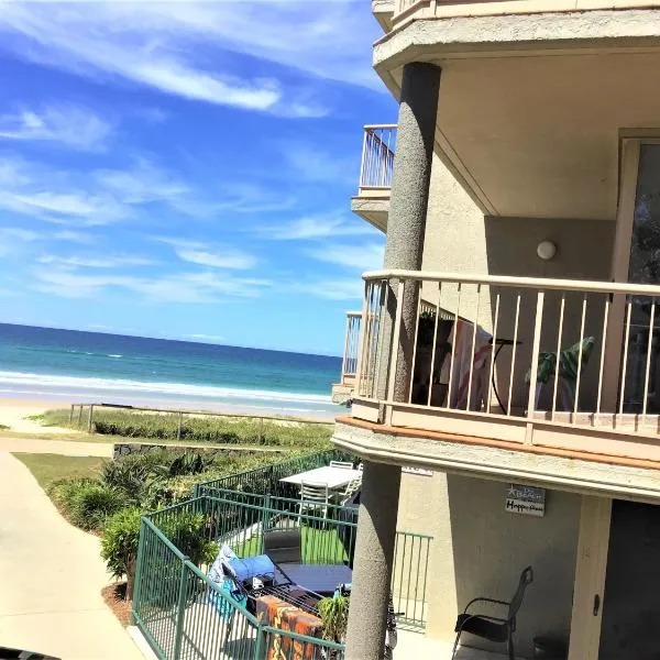 Sanctuary Beach Resort, hotel in Gold Coast