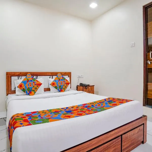 Via Chaitanya Inn – hotel w mieście Pune