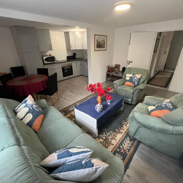 Maison neuve chaleureuse pour 1 à 4 personnes, hotel in Schiltigheim