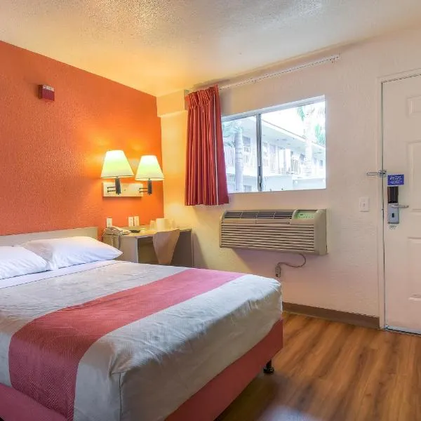 Motel 6-Chino, CA - Los Angeles Area, hotel in Chino