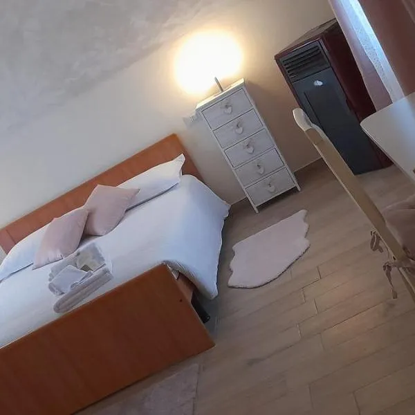 CASA CASEROTTE, hotel v destinaci Cornate dʼAdda