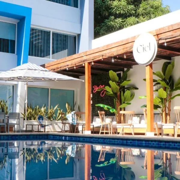 藍色概念酒店，Playa de Punta Arena的飯店