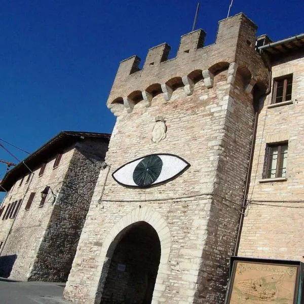 Appartamento nel Castello presso Gubbio，福薩托-迪維科的飯店