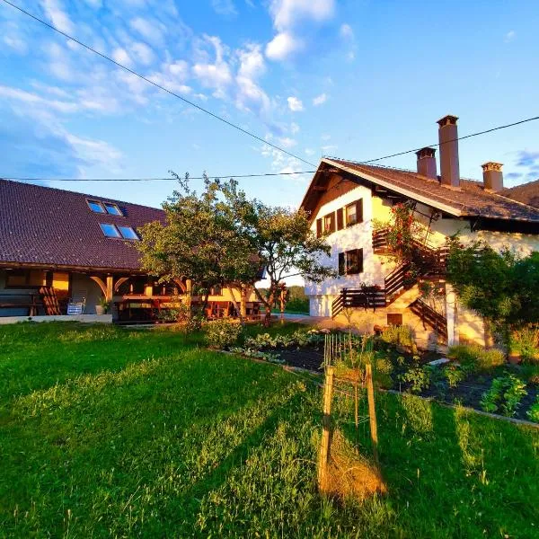 Tourist Farm Strle With Great Local Food, hotel di Cerknica