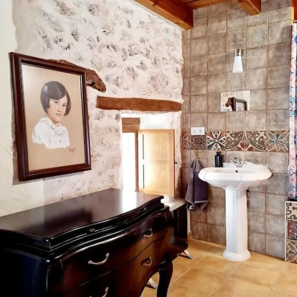 Acogedora casa del siglo XIX: Cuéllar'da bir otel