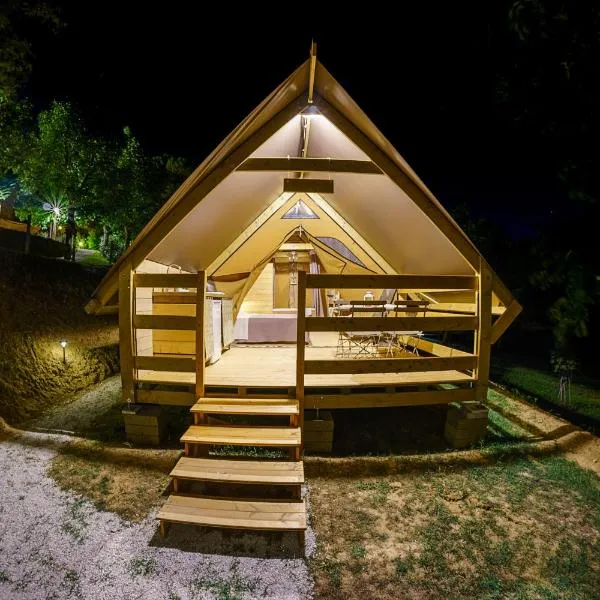 Resort Orizzonti Glamping, hotel v destinaci SantʼElpidio a Mare