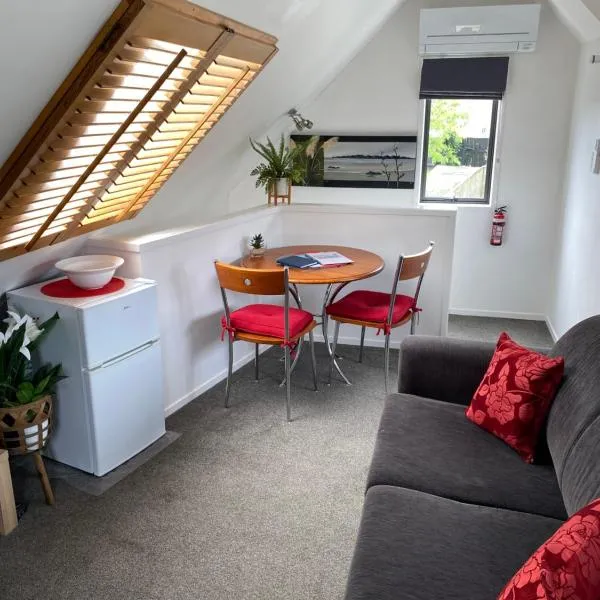 Loft on Golders, khách sạn ở Taupo