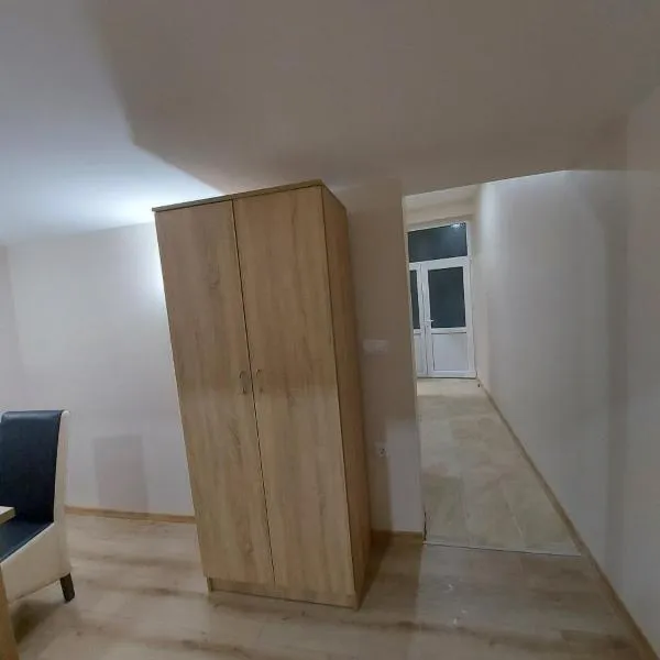 벨라 츠르크바에 위치한 호텔 Platan 2