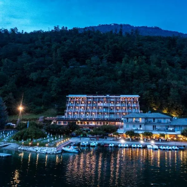 Parc Hotel Du Lac, hotel in Calceranica al Lago