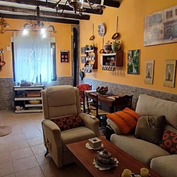 Casa Elvira, hotel en Azután