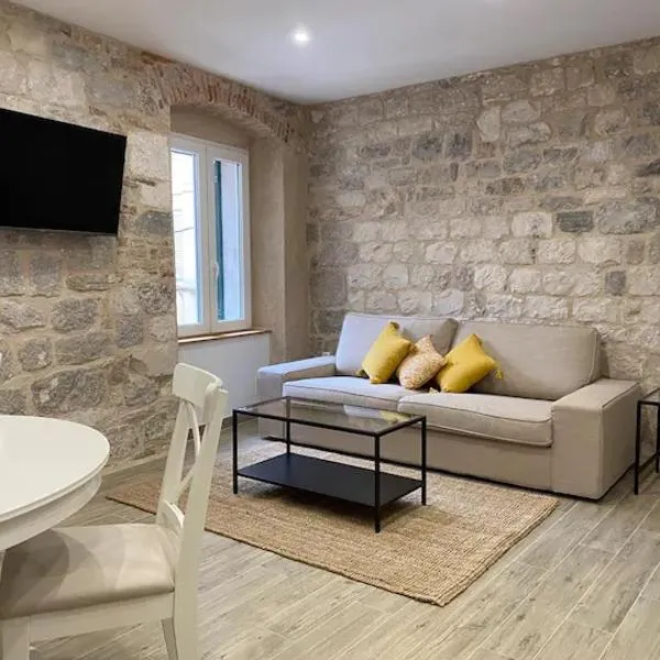 Cloe Apartment, hotel in Split
