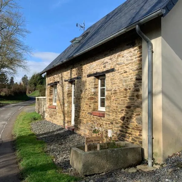 Gite " La petite maison", hôtel à Caumont-lʼÉventé