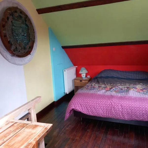 maison d'artiste accès jardin, hotel v destinácii Maubeuge