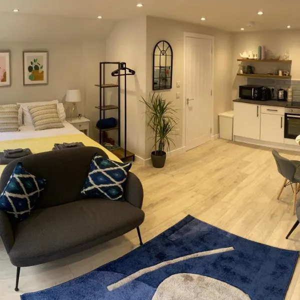 Little Rosslyn, hotel i Perth