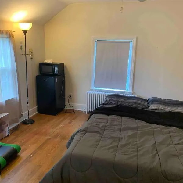 Luke's BnB, ξενοδοχείο σε Όλμπανι