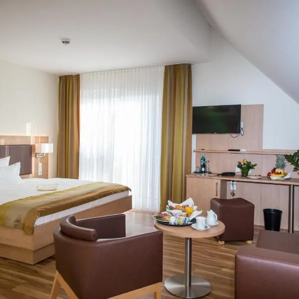 Hotel & Restaurant Goldener Pflug, khách sạn ở Ludwigsburg