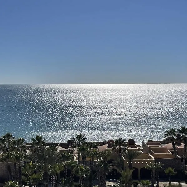 Bella Sirena 502-A Beachfront Luxury - Best Views, Best Location, hotel in Puerto Peñasco