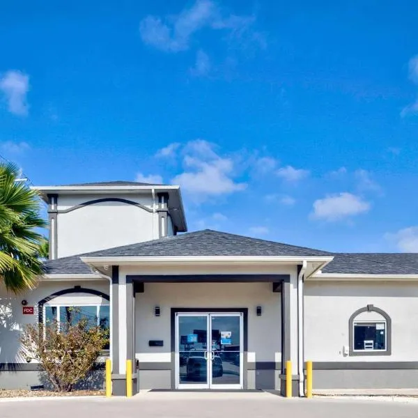 Studio 6-Pleasanton, TX, hotel v destinaci Pleasanton