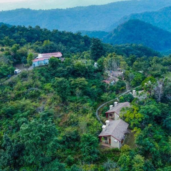 LaHermitage Resort, hotel v destinaci Lansdowne