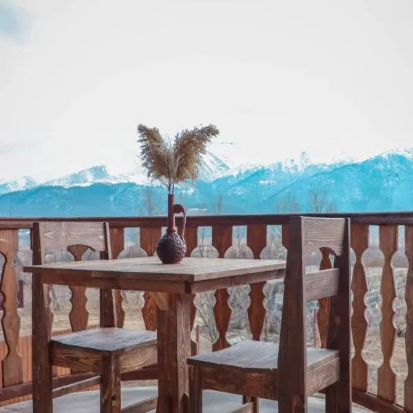 Moon Valley Guest House, hotel en Margahovit