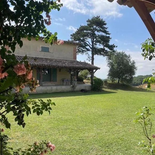 Lauraguel Gîte, hotel in Mourvilles-Hautes