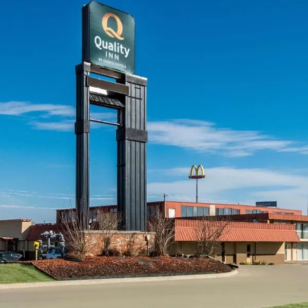 Quality Inn, hotel v mestu Chickasha