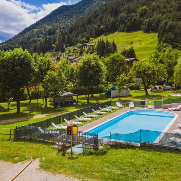 Albergo Casavecchia, готель у місті Ледро