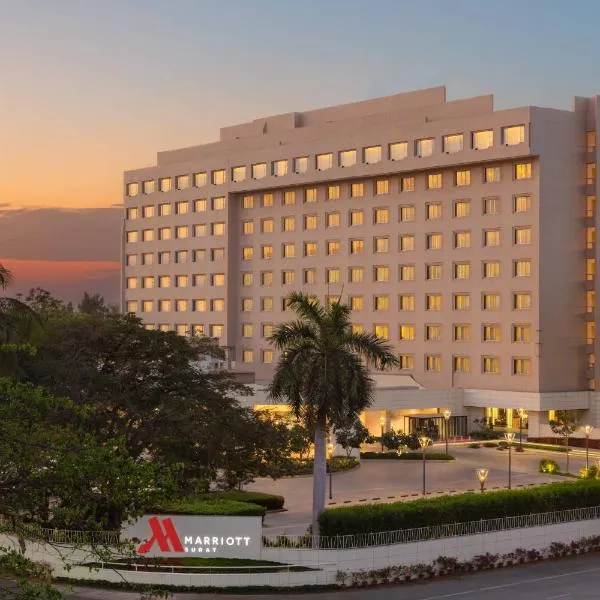 Surat Marriott Hotel, hotel en Bhatha