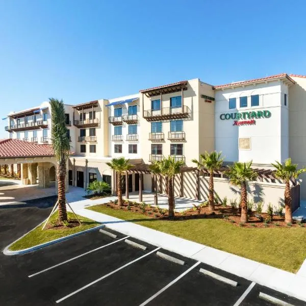 Courtyard by Marriott St. Augustine Beach: Butler Beach şehrinde bir otel