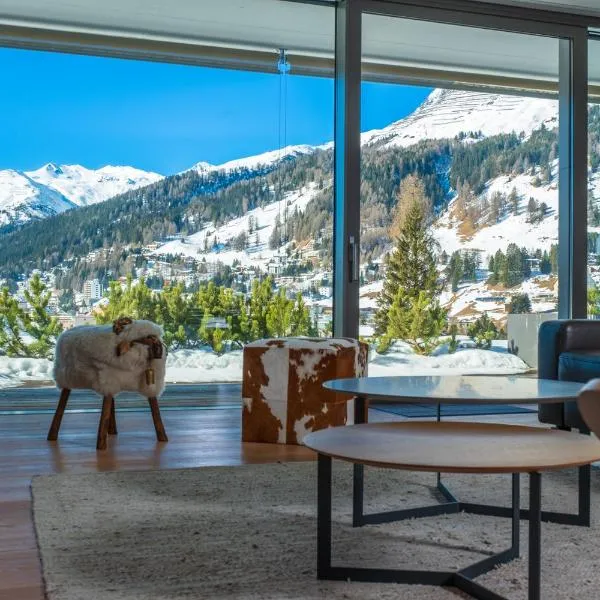 Luxury Panorama apartment with AlpenGold Spa Access, hotel in Davos