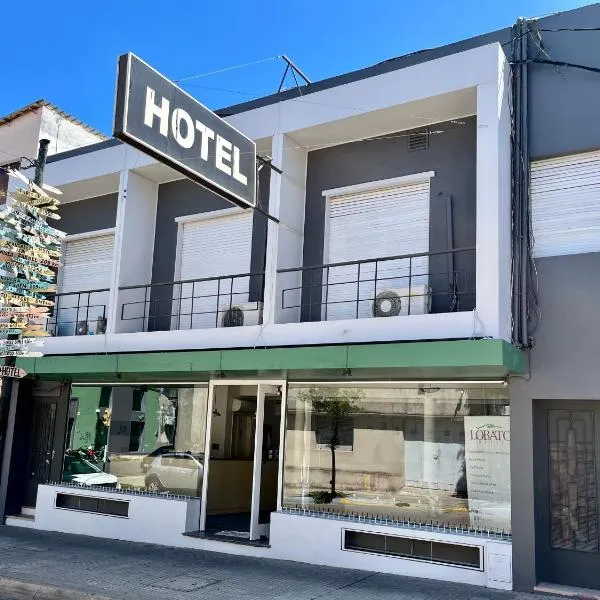 Hotel Lobato, hotell i Paysandú