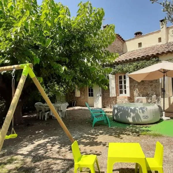 Mas Demoiselle - Charmante maison 6 personnes, отель в городе Tornac