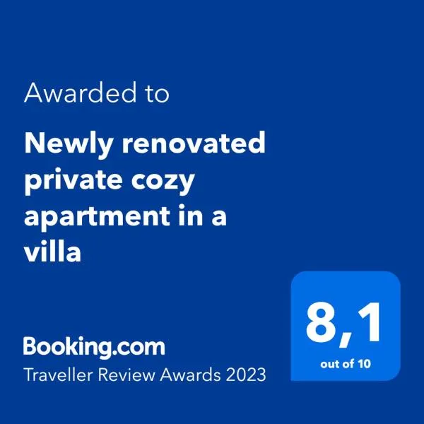 Private fully functional apartment in a villa near forrest, hotel v destinaci Sønderborg