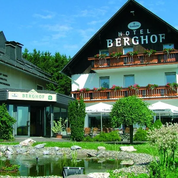 Hotel Berghof, hotel in Schweinsbühl