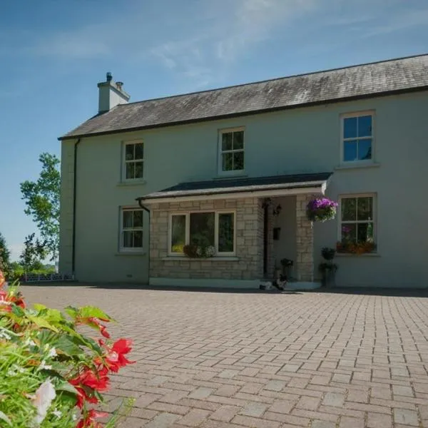 Grey Gables Farmhouse B&B, hotel em Inishannon