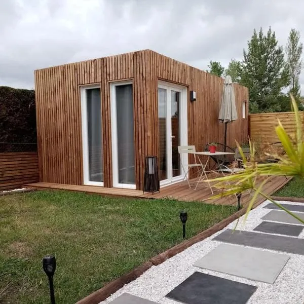 Le Maluti - Chalet climatisé à Hostens, хотел в Hostens