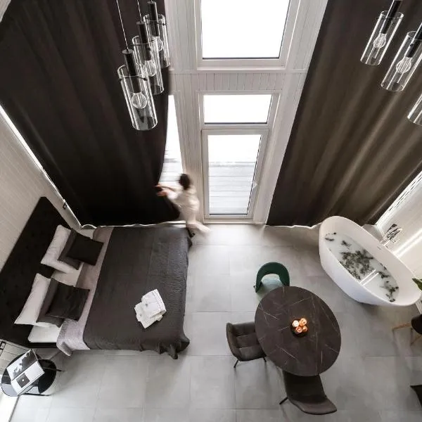 Sniegi design cabin with sauna, hotel v destinaci Madona