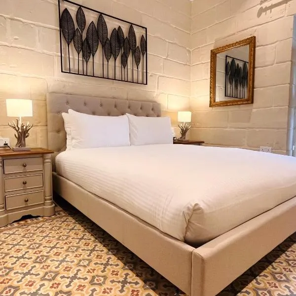 Typical Maltese Maisonette in St.Julians, hotel v destinaci St Julian's