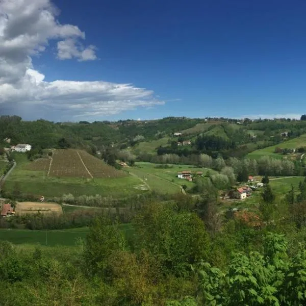 La Contea – hotel w mieście Acqui Terme