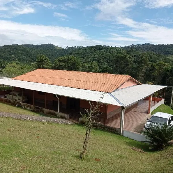 Chácara Biritiba Mirim, Bairro Nirvana - Mogi das Cruzes, hôtel à Salesópolis