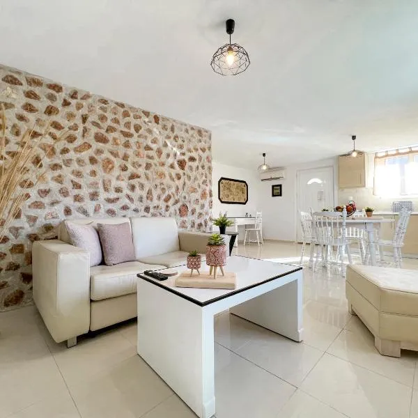 LA Casa Di Lusso N6 -Adults Only, hotel in Kolimbia