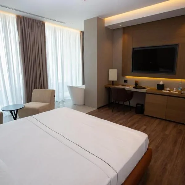 Nassau Hotel, Hotel in Dhërmi