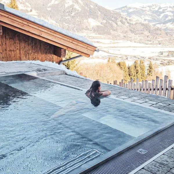 CHALET VILLAGE ZAGLGUT Wellness & Views with Summer Card Included, hotel en Kaprun