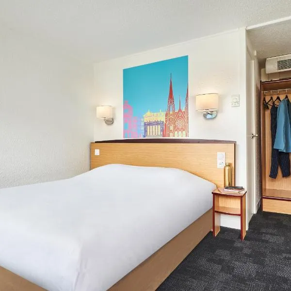 Kyriad Direct Evreux, hotell i Le Boulay-Morin