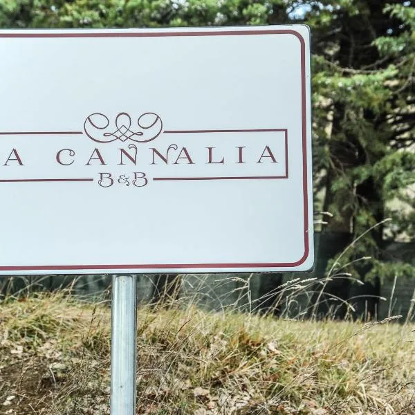 B&B La Cannalia, hôtel à Battipiedi
