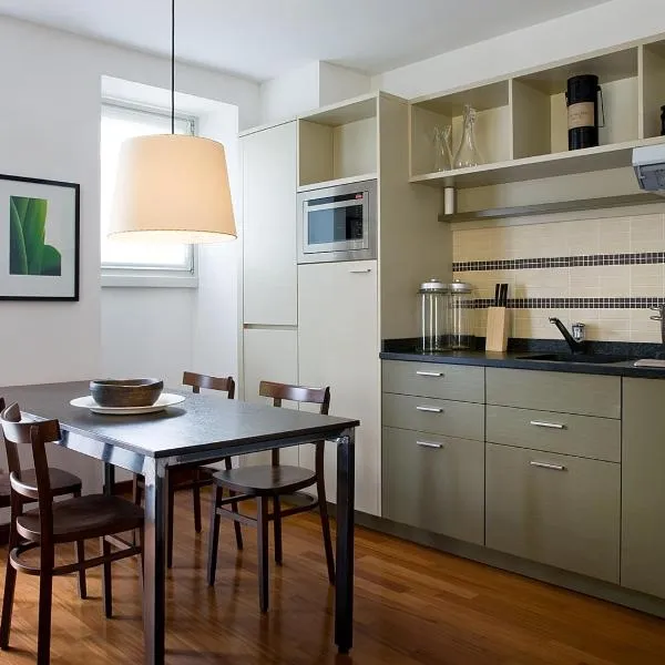 Nenè-Il Vicolo Apartments and Rooms, готель у Белладжо