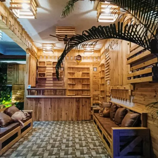 GREEN NEST HOSTEL - Anjuna , North Goa, отель в Арпоре
