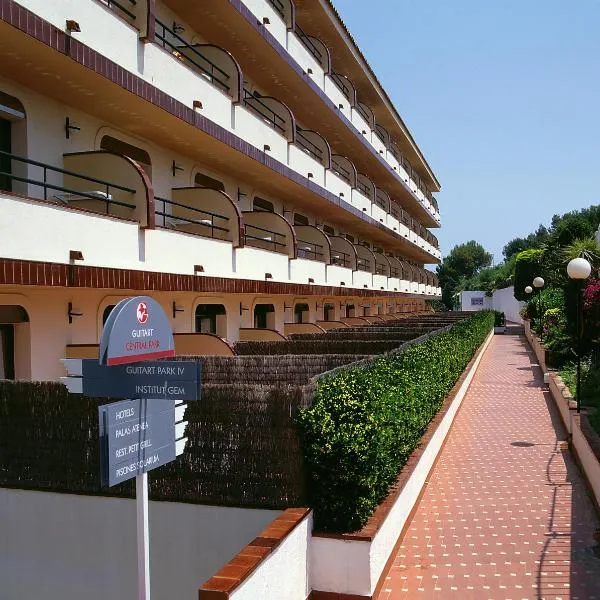 Apartamentos Guitart, hotel v destinaci Lloret de Mar