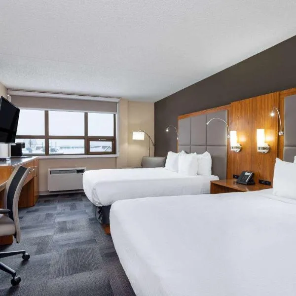 Ramada by Wyndham Northern Grand Hotel & Conference Centre, hotel v destinaci Fort Saint John